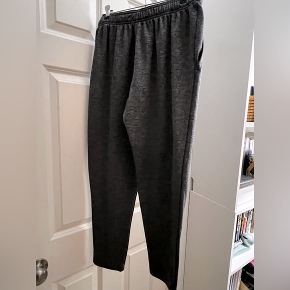 Adidas Boys Pull on Sweat Pants, size Medium - Picture 2 of 7